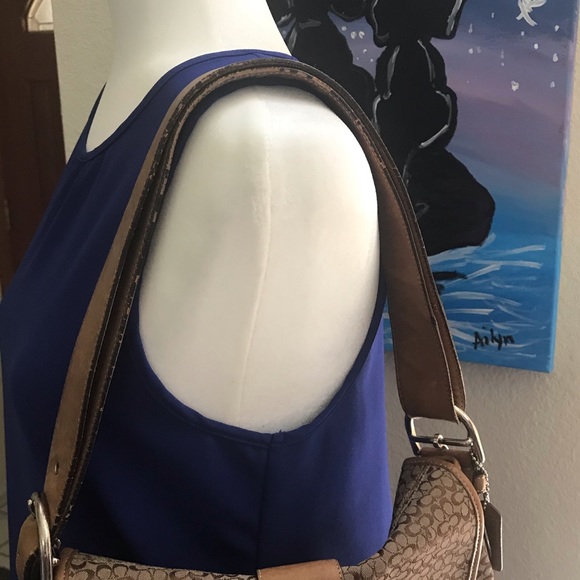 Coach Mini Signature 6377 Shoulder Bag - Picture 5 of 8